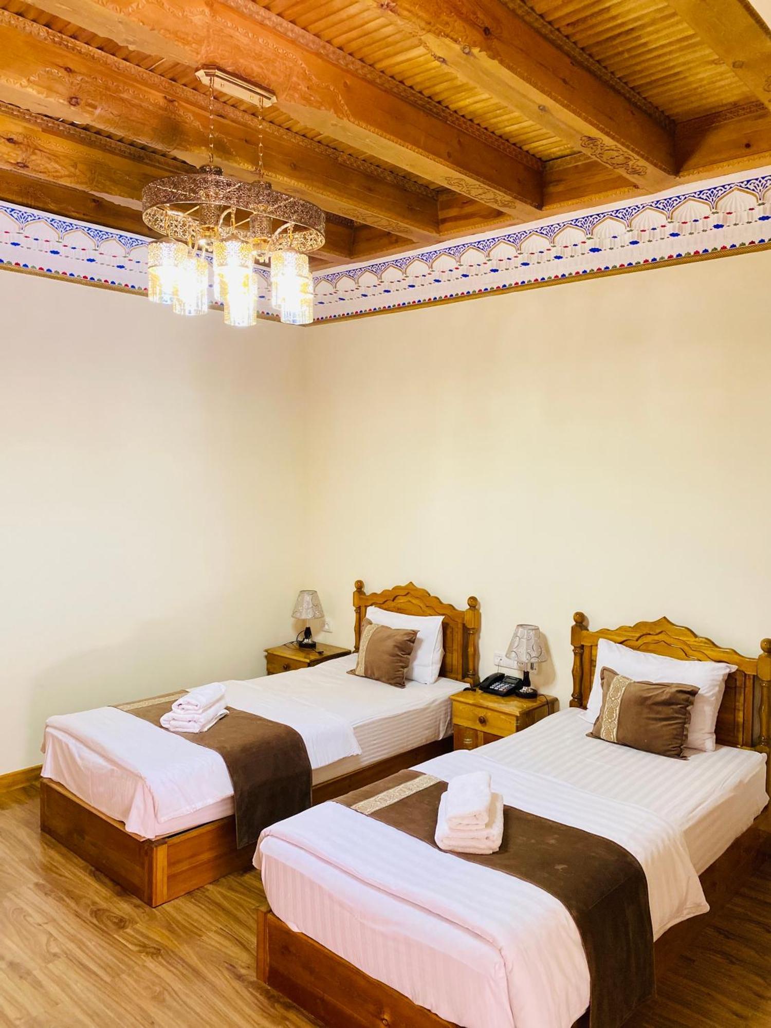 Nostalgia Boutique Hotel Buxoro Luaran gambar